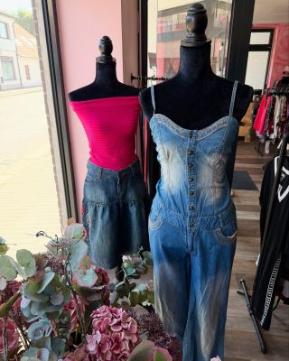 Jaro, růžová a denim🩷 laaaaskaaa Jarní zboží již u nás na prodejně🫶🏼 #secondhand #secondchance #lovedtwice